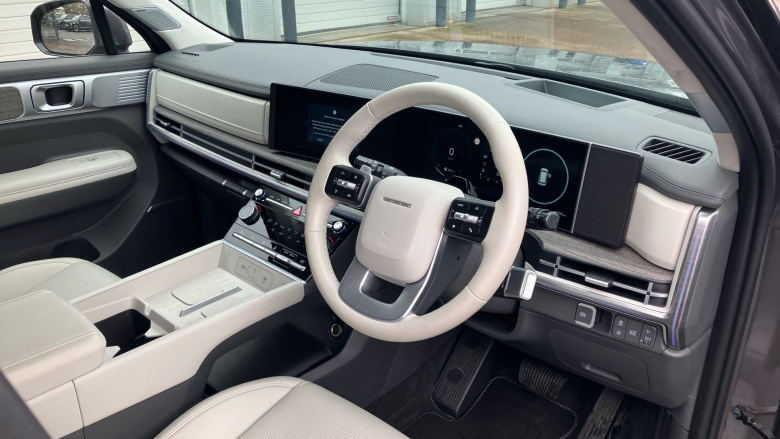 Hyundai SANTA FE 1.6 TGDi Plug-in Hybrid Ultimate 5dr 4WD Auto Estate